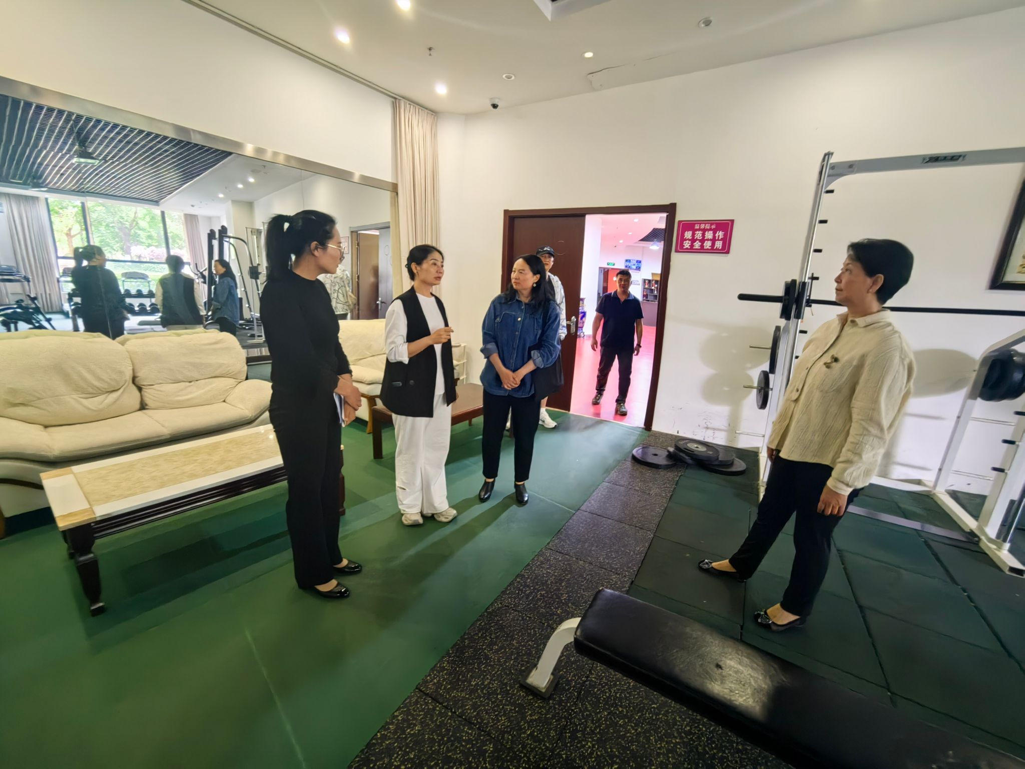 院工会一行4人赴云南师范大学工会开展